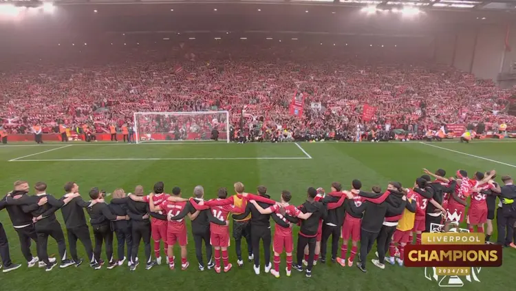 利物浦发挥全队实力赢得胜利