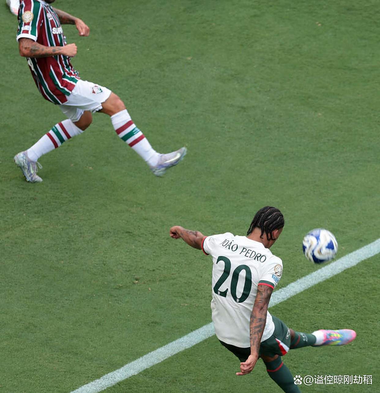 爱游戏官网网页版入口-关于切尔西客场逆转，梅开二度拿下关键胜利的信息