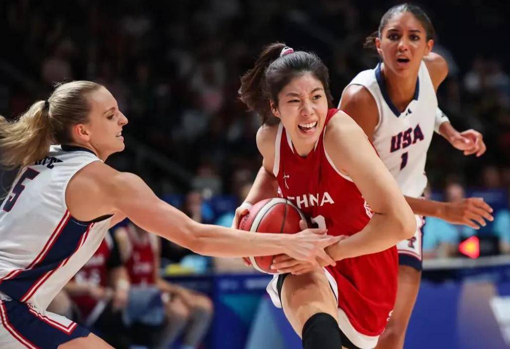 德国女篮勇敢迎战,展现实力冲刺胜利的简单介绍 德国女篮勇敢迎战,展现实力冲刺胜利的简单介绍