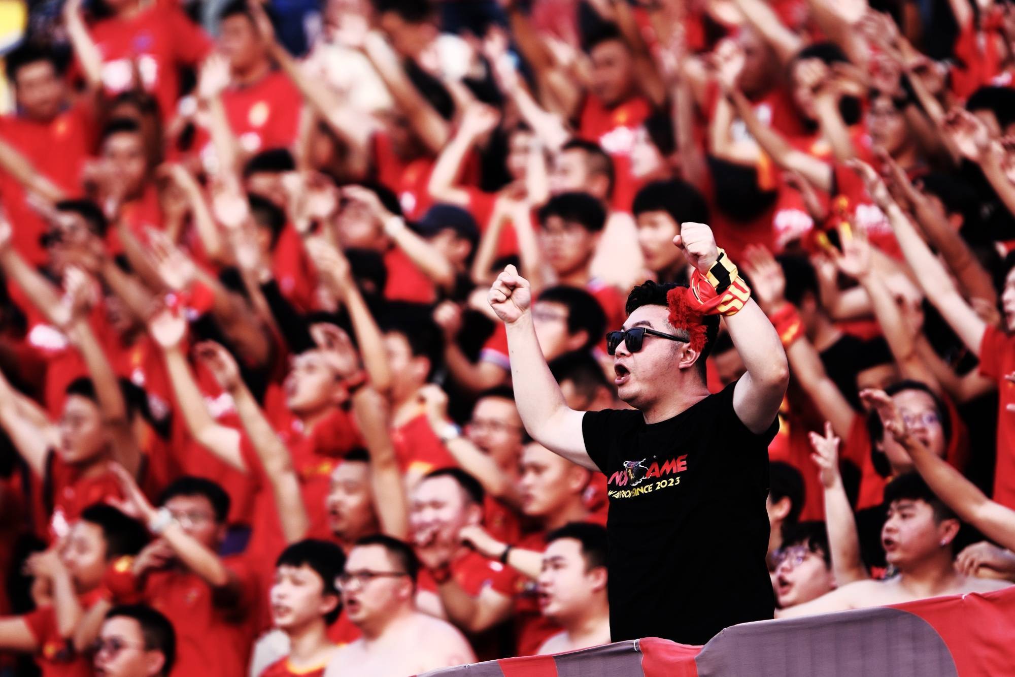 关于热门足球赛事势如破竹引爆城市狂欢的信息