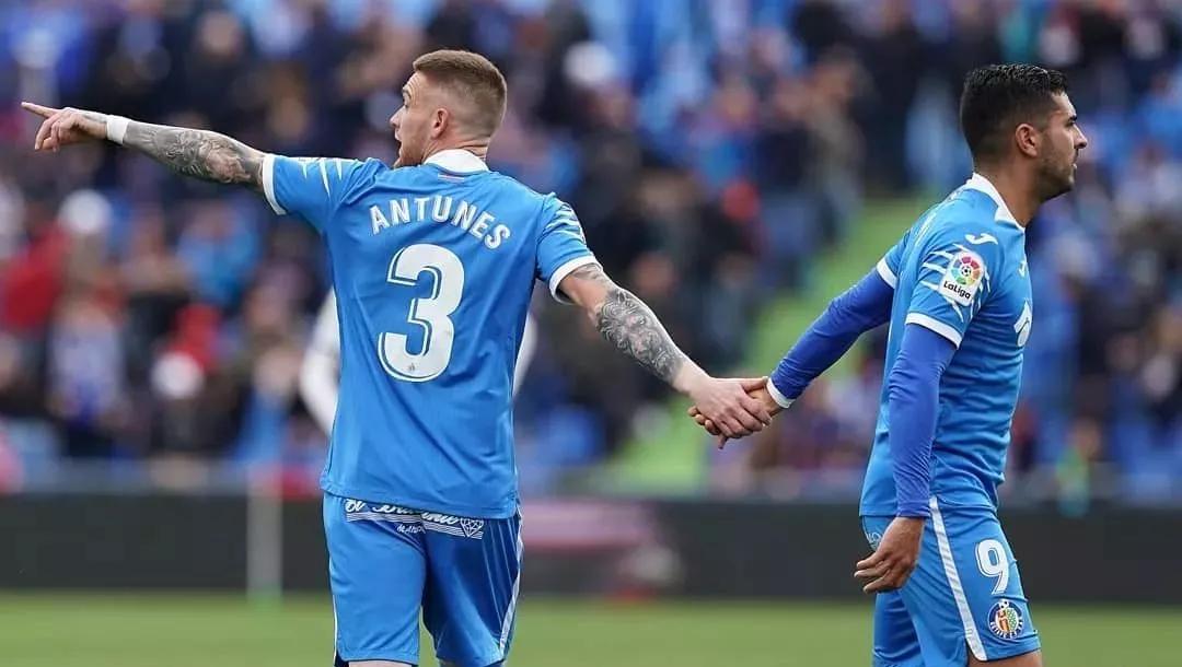 赫塔菲客场击败对手,拿下三分 赫塔菲客场击败对手,拿下三分